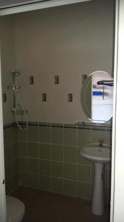 Khun Pra Chote Homestay & Guesthouse Пра Након Си Аютая Екстериор снимка
