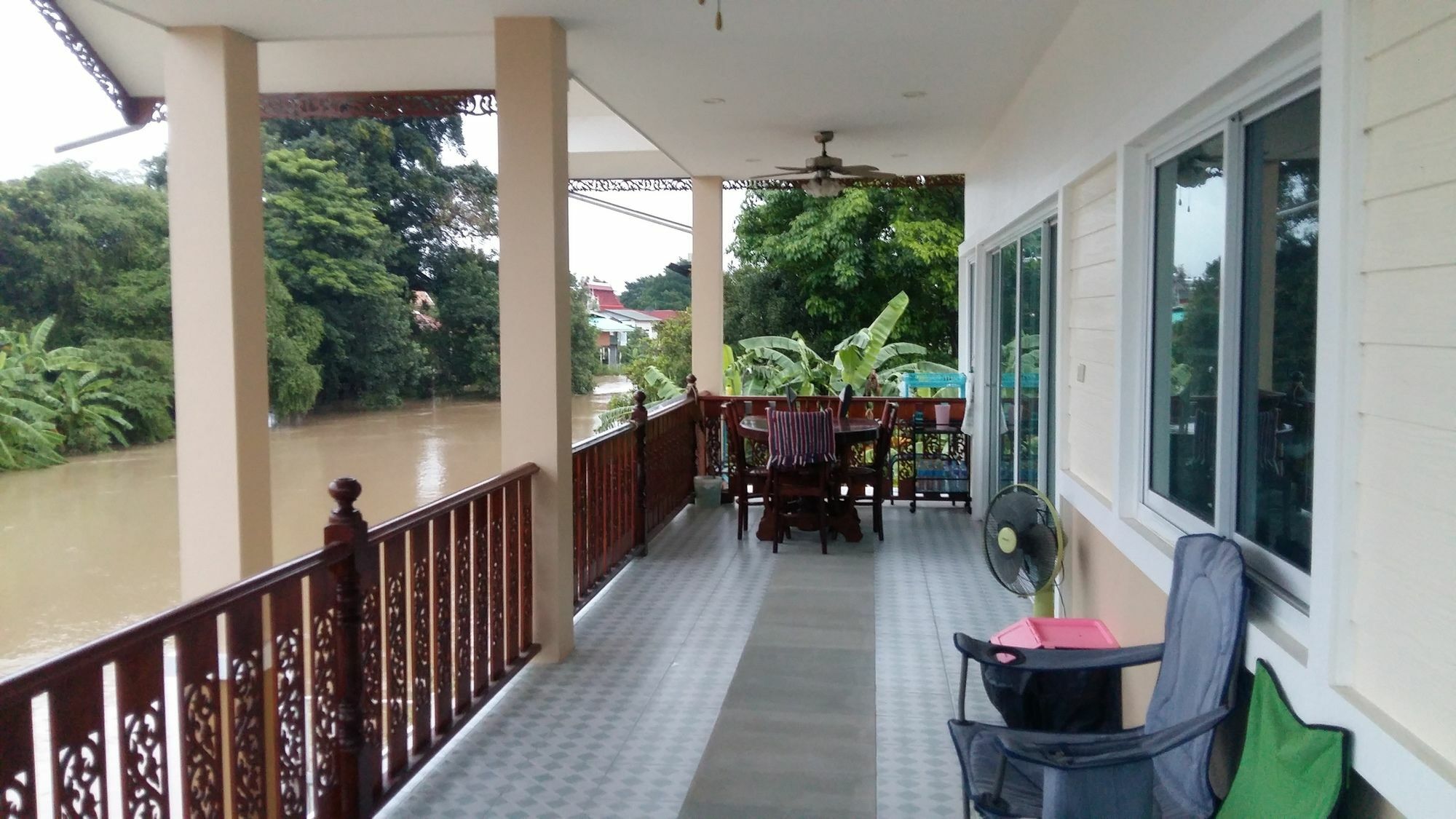 Khun Pra Chote Homestay & Guesthouse Пра Након Си Аютая Екстериор снимка
